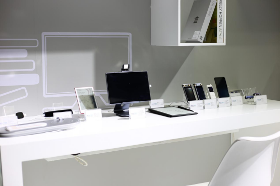 科大訊飛攜消費者產(chǎn)品亮相AWE 以人工智能賦能美好生活